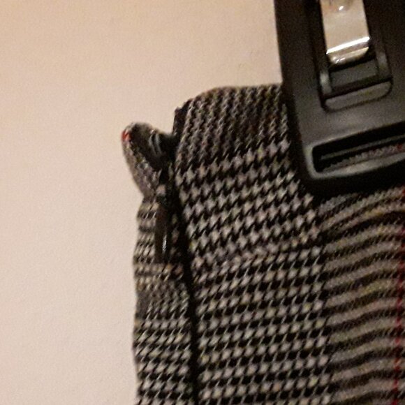 Forever 21 Women's size small grey/black plaid dress pants w/flat front - Picture 4 of 8